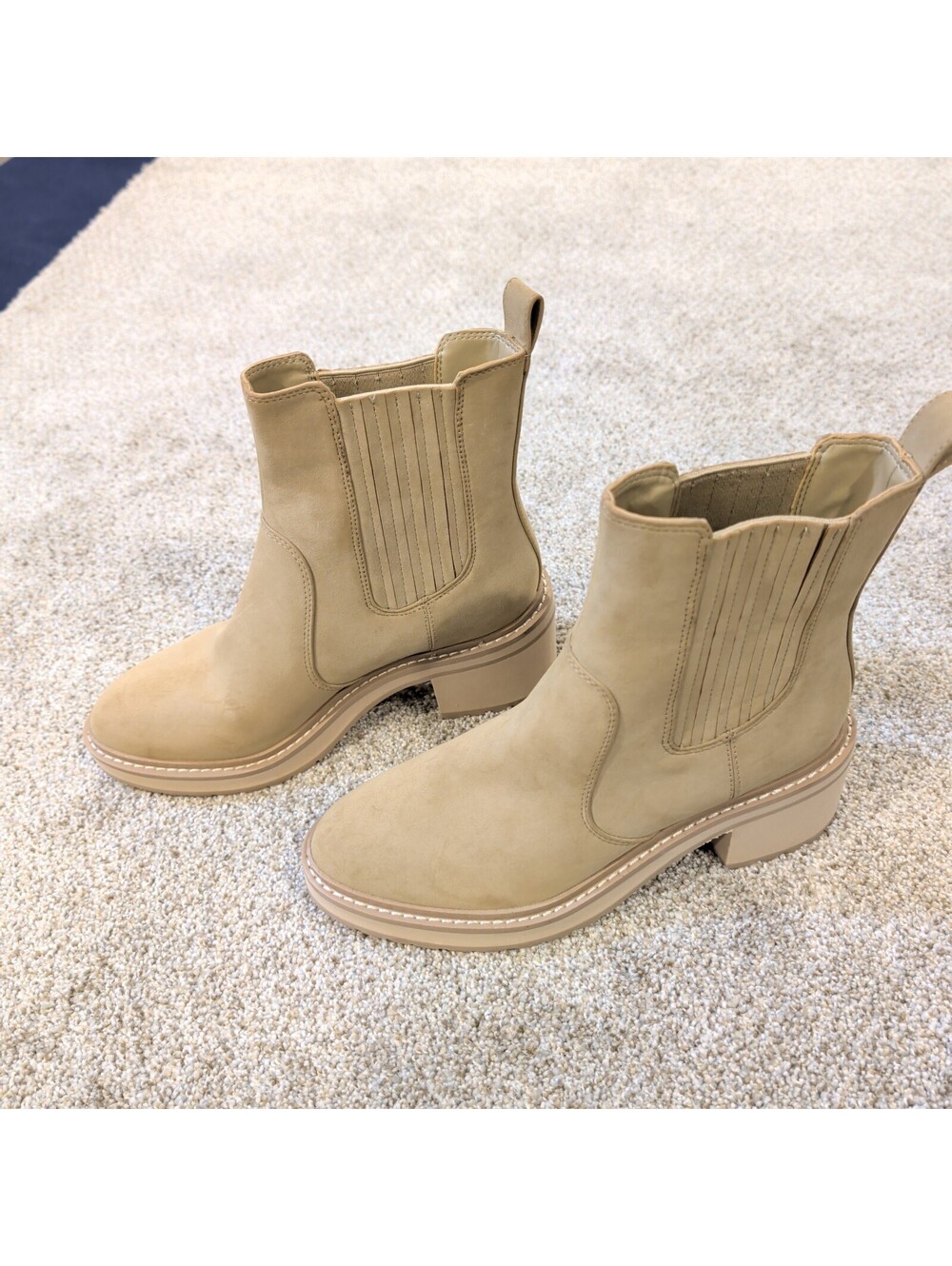 J.Crew Women's Beige Chelsea Ankle Boots Size 7.5